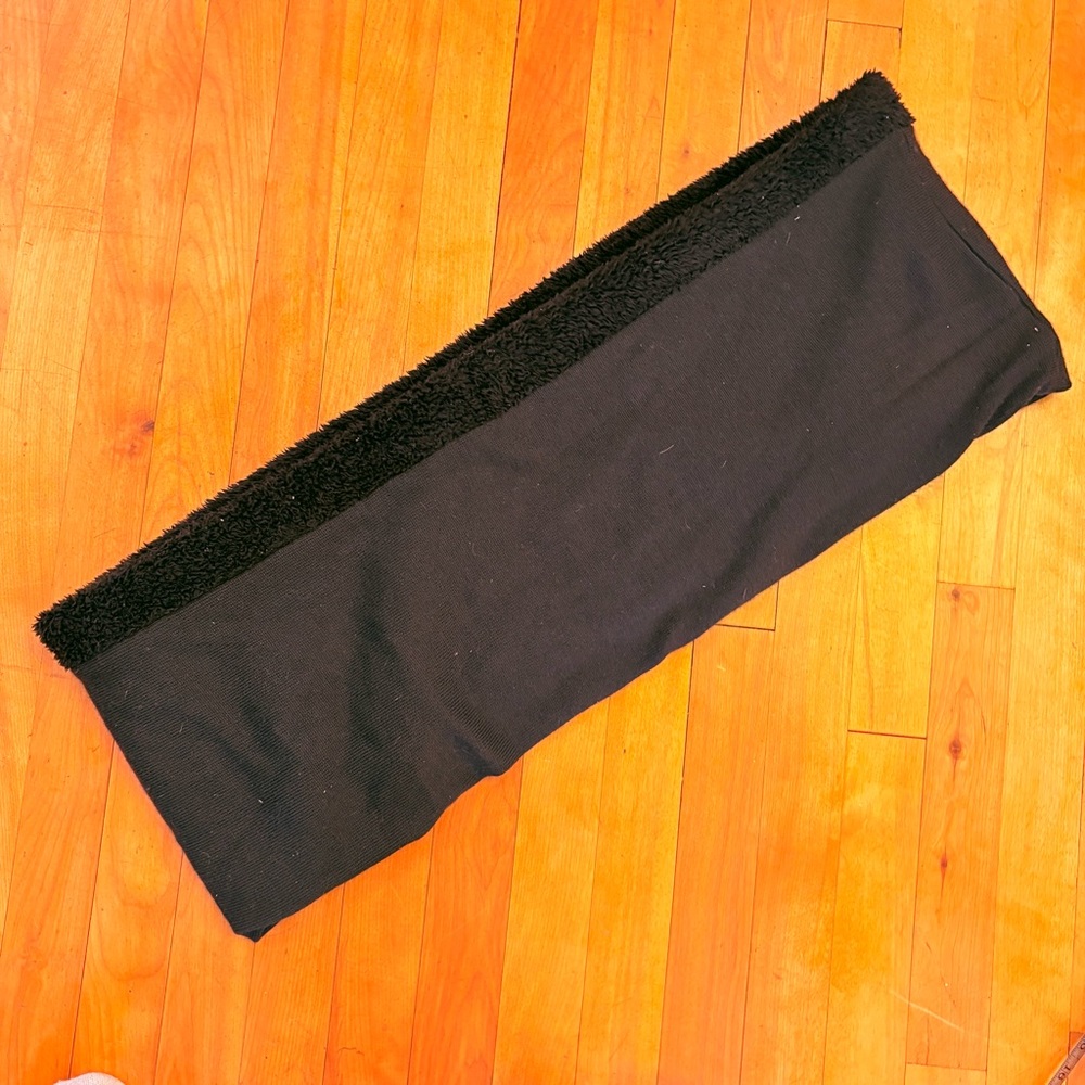 LULULEMON Black Fleece Double Sided Infinity Scarf